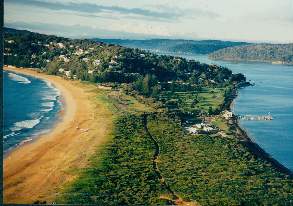 Photograph of the Palm Beach Peninsula, showing Ocean Beach and Pittwater, 1995
