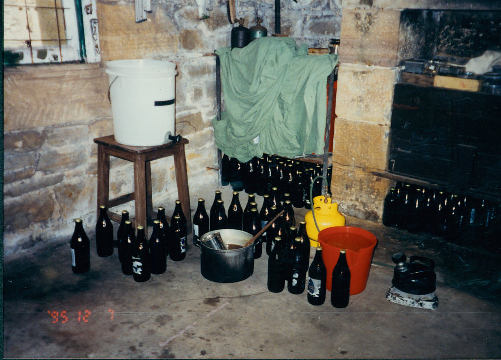 The brewery belonging to Jervis Sparks at Barrenjoey Lighthouse, 1995