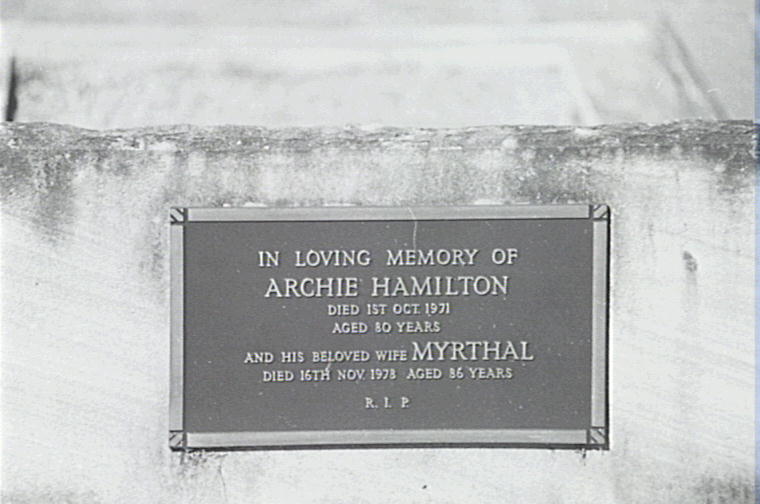 Graves at Mona Vale Cemetery showing the headstone of Archie and ...