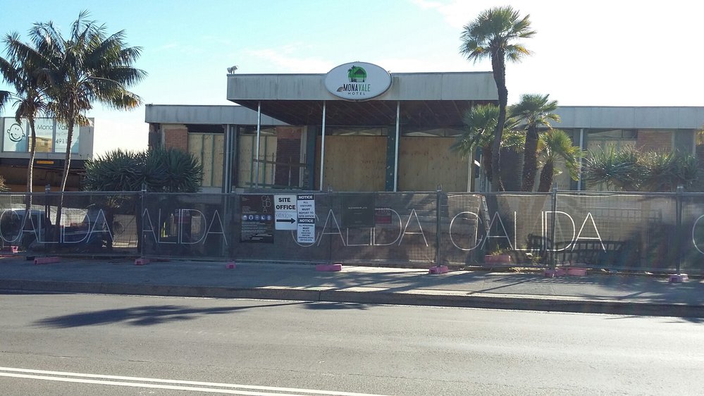 Renovations on Mona Vale Hotel, Park Street.