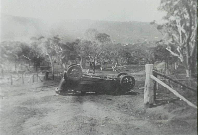 The car that overturned in front of Brennans, Newport, 1922