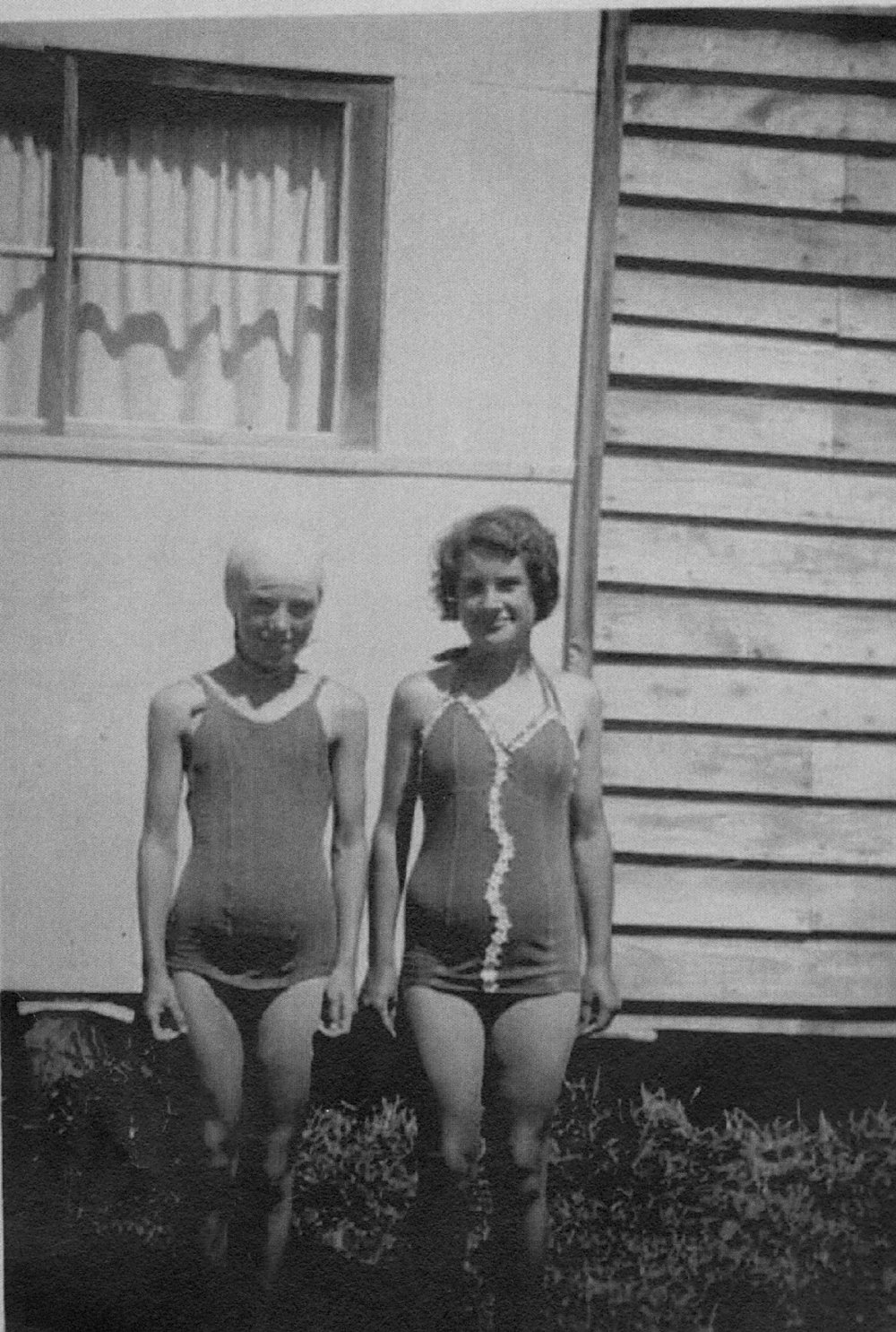 Children in bathing suits, North Narrabeen