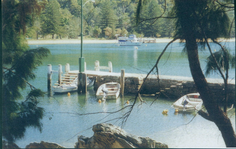Bonnie Doon Wharf, Coasters Retreat