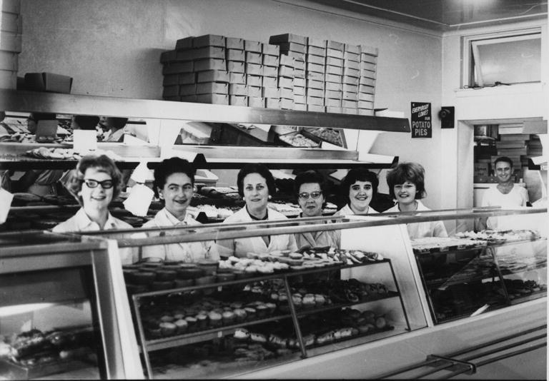 Dee Why Cake Shop, 645 Pittwater Road, Dee Why