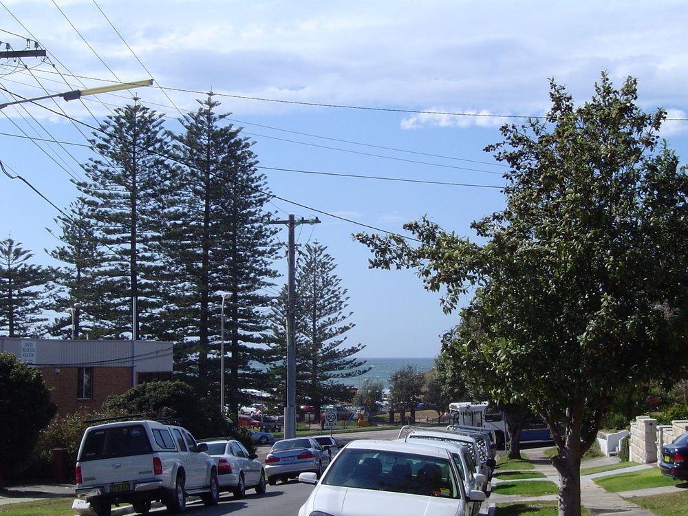 Eastbank Avenue, Collaroy