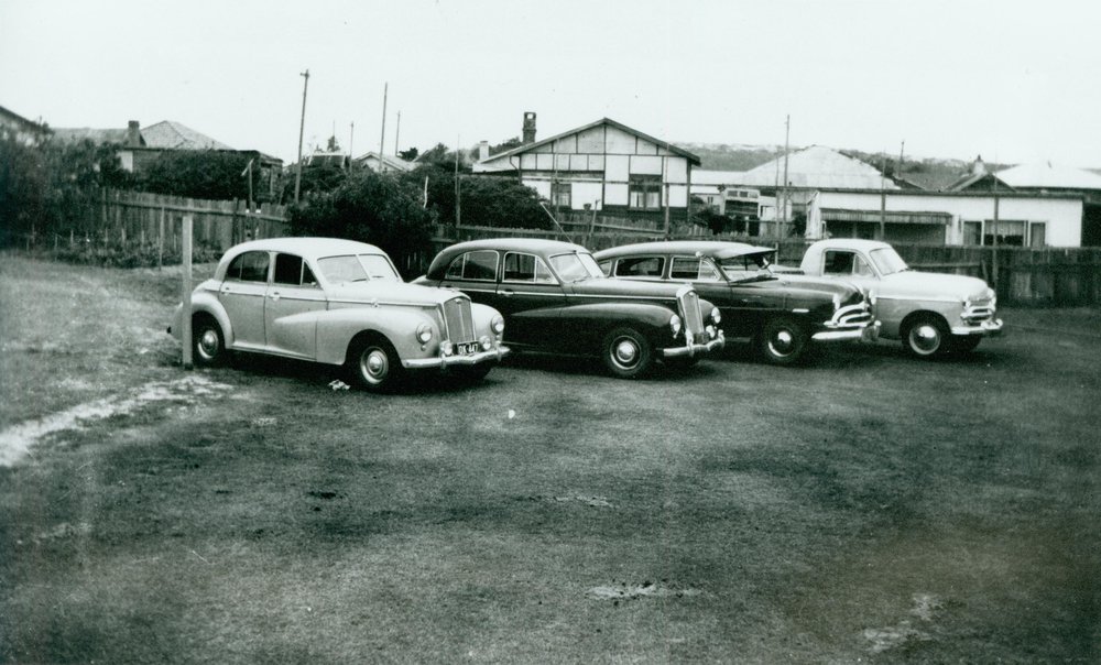 Cars parked at 126 Ocean Street, Narrabeen