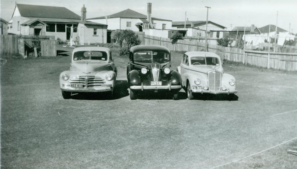 Cars parked at 126 Ocean Street, Narrabeen