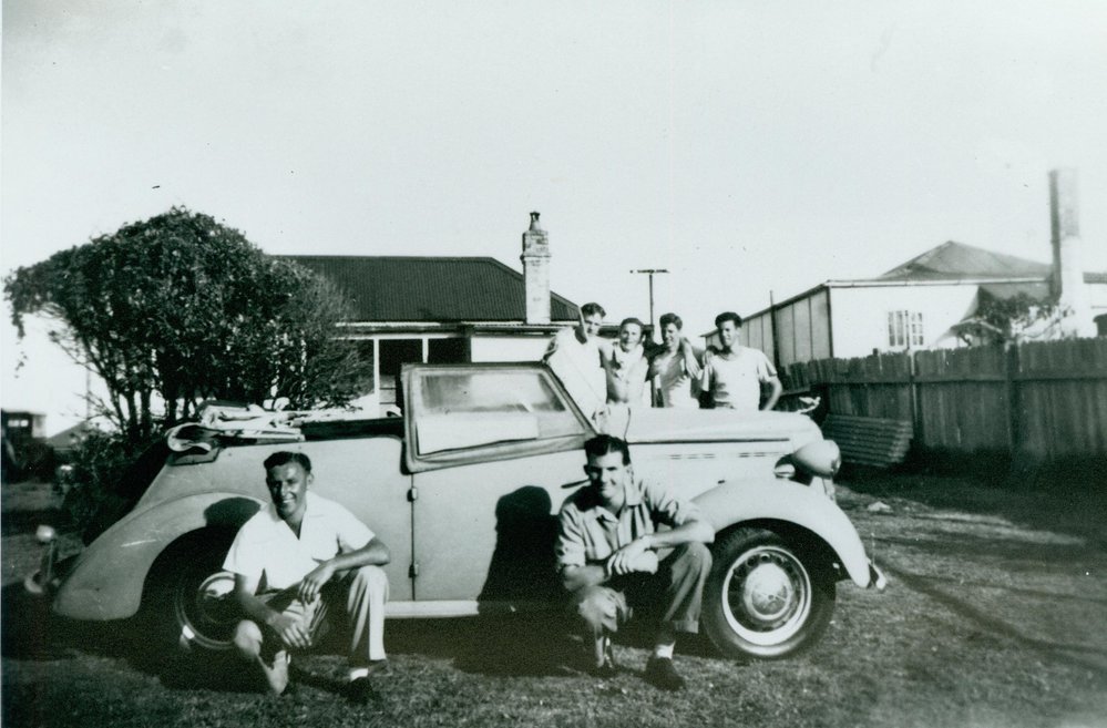 Members of the Steber and Gibling families with car at 126 Ocean Street, Narrabeen.