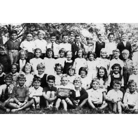 Dee Why Public School Class 2  1940