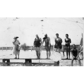 Narabeen Ladies Amateur Swimming Club members