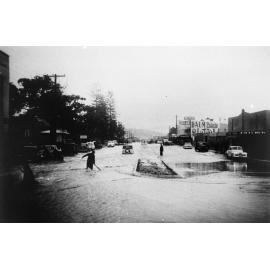 Pittwater Road Dee Why in flood looking north