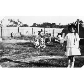 Joyce, Max, Ted and Phil Hayman, Dee Why