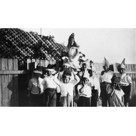 Joyce Hayman's tenth birthday party, Dee Why 