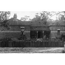Hews' family home, Frenchs Forest