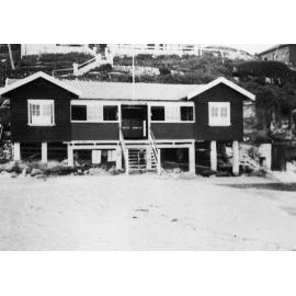 Queenscliff Surf Life Saving Club first clubhouse, 1935