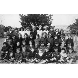 Harbord Public School Class 1A pupils