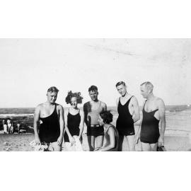 Howes family and friends, Collaroy Beach
