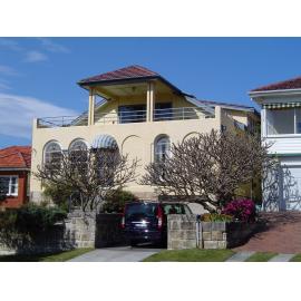8 Eastbank Avenue, Collaroy
