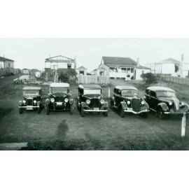 Cars parked at 126 Ocean Street, Narrabeen