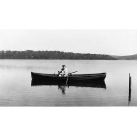 Boating on Narrabeen Lagoon