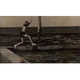 Ian Usher, Mona Vale