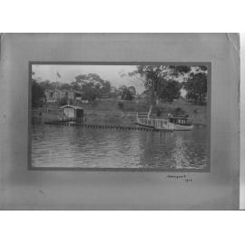 Douglas Family weekender, Mona Street, Mona Vale 