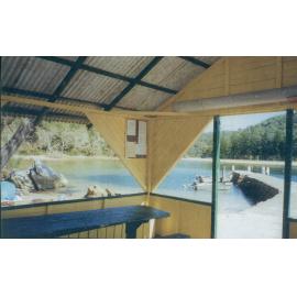 Bonnie Doon Wharf, Coasters Retreat