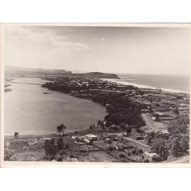 Narrabeen Lagoon and Mactier Street, Narrabeen