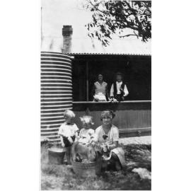 Sayce family at Abbott Road, North Curl Curl