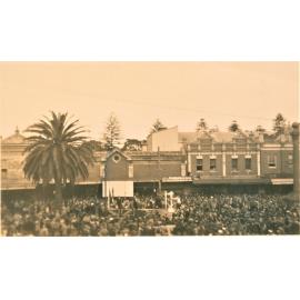 The Corso on "Victory-Pacific" Day