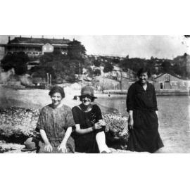 "Guests" at the Quarantine Station, Manly