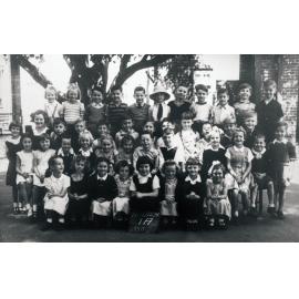 Manly Public School pupils Class 1A, 1950