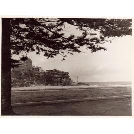 Queenscliff ocean front and ocean pool, 1957
