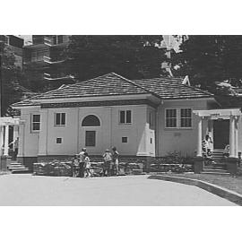 Public toilet block in West Esplanade Park