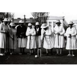 Female members of Manly Croquet Club