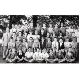 Manly West Public School pupils, Class 5B, 1961