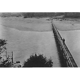 Manly Lagoon and footbridge