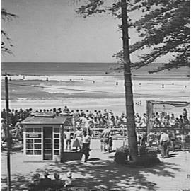 Oceanfront along South Steyne
