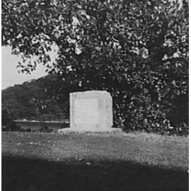 Monument at Boyle Street, Balgowlah