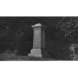 Monument to Ellery's Hand Punt at The Spit