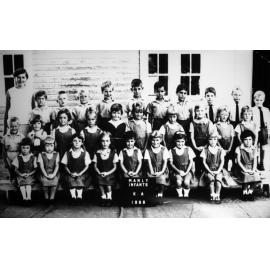 Manly Infants School pupils, Class KA, 1968