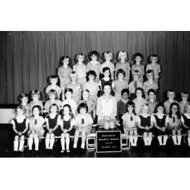 Seaforth Infants School pupils, Class K2, 1974