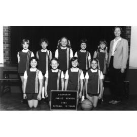 Seaforth Public School pupils, 10 Years Netball Team, 1983