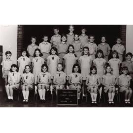 Seaforth Public School pupils, Class 5T, 1983