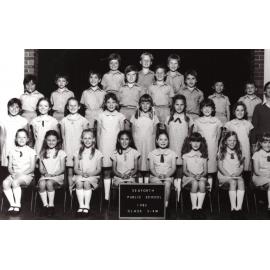 Seaforth Public School pupils, Class 3-4 M, 1983