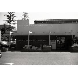 Manly Municipal Library in Wentworth Street
