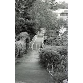 Footbridge between Gourlay Ave and North Harbour St, Balgowlah