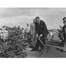 Roden Cutler, Governor, planting a tree in West Esplanade Park