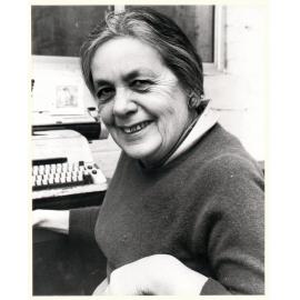 Olga Masters, 1987