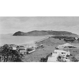 View along Barrenjoey Beach towards Lighthouse, 1921
